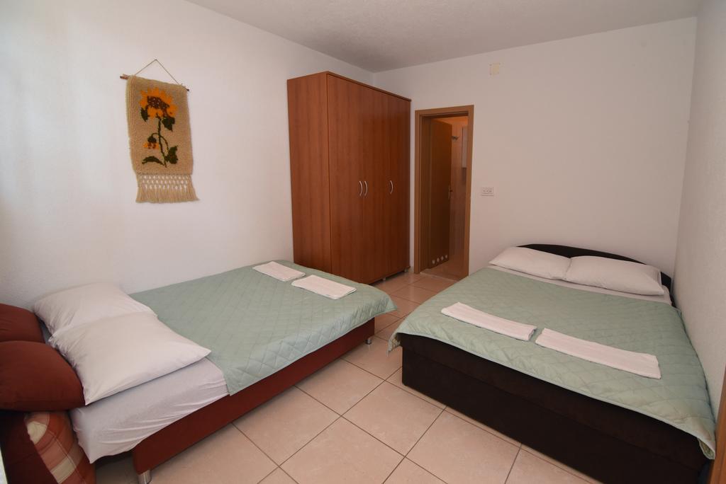 Apartments Coric Baška Voda Exterior foto